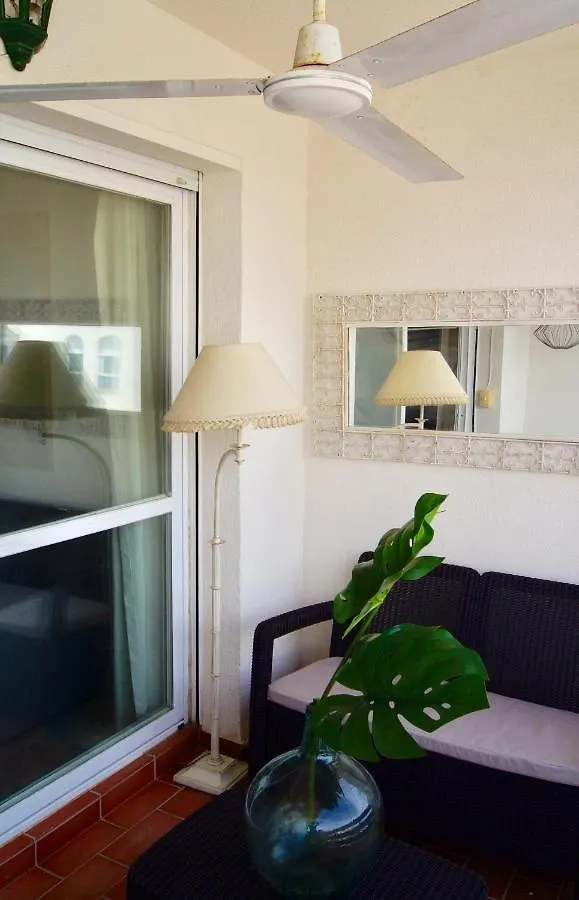 شقة ماربيا  في Exquisito Apartamento Cerca De Puerto. Banus